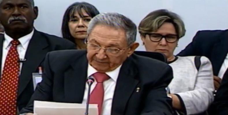 Raúl Castro afirma que Washington viola los postulados de la Proclama de América Latina y el Caribe como Zona de Paz. Foto tomada de la ACN