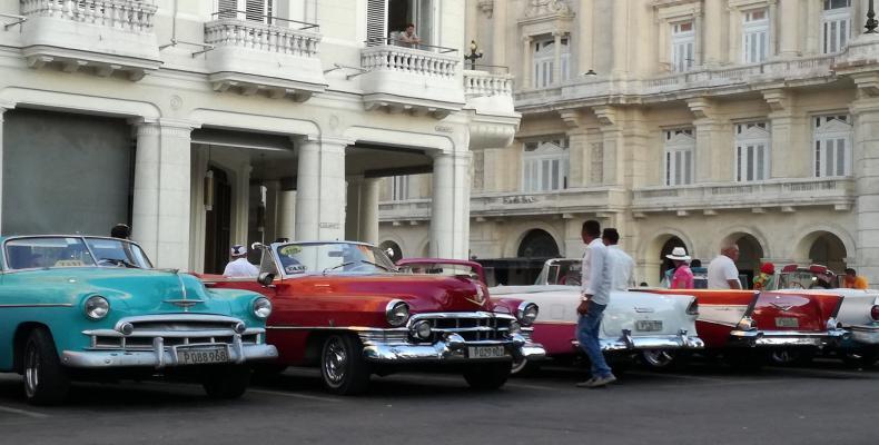 Autos antiguos en Cuba.
