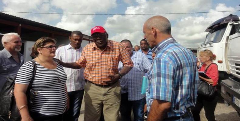 Valdés Mesa dialogó con varios dirigentes matanceros. Foto: Yenli Lemus Domínguez