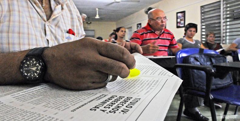 Los avileños ratifican cuan democrático es el sistema cubano. Foto: invasor.cu y Archivo Los avileños ratifican cuan democrático es el sistema cubano. Foto: inv