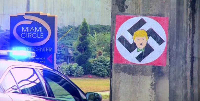 Imagen de Trump con una esvástica en Atlanta; los casos se empiezan a repetir en más lugares.