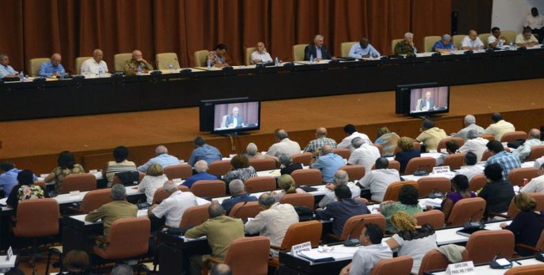 El mandatario afirmó que se hace cada vez más necesario pensar desde el sector empresarial en cómo ser más competitivos. Foto: Estudios Revolución