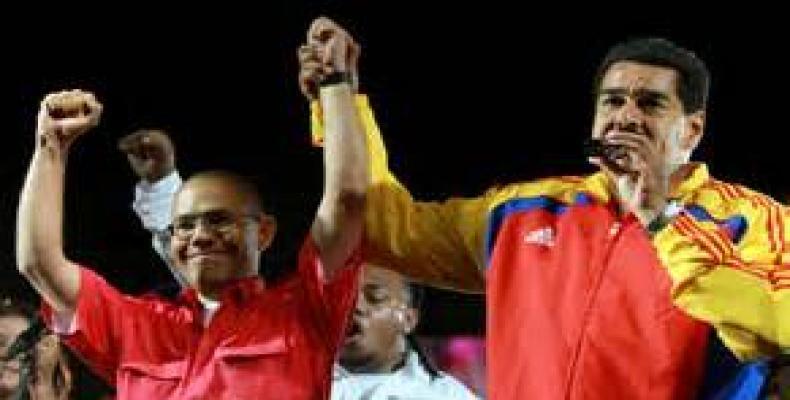 Ernesto Villegas y Nicolás Maduro