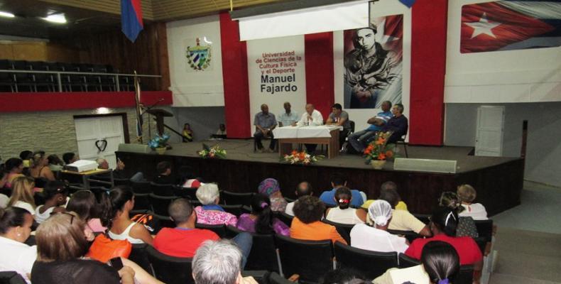 Homenaje a profesionales del deporte: Foto: Víctor Vitaliano