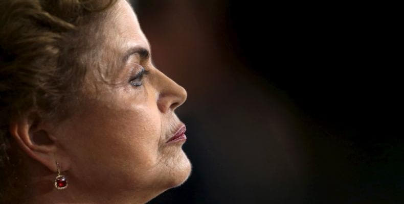 Dilma Rousseff denuncia isolamento imposto a Lula no Brasil.