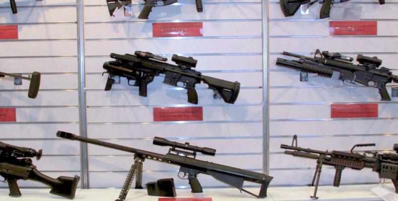 Florida Senate refuses to ban assault rifles.   Photo: Democracy Now