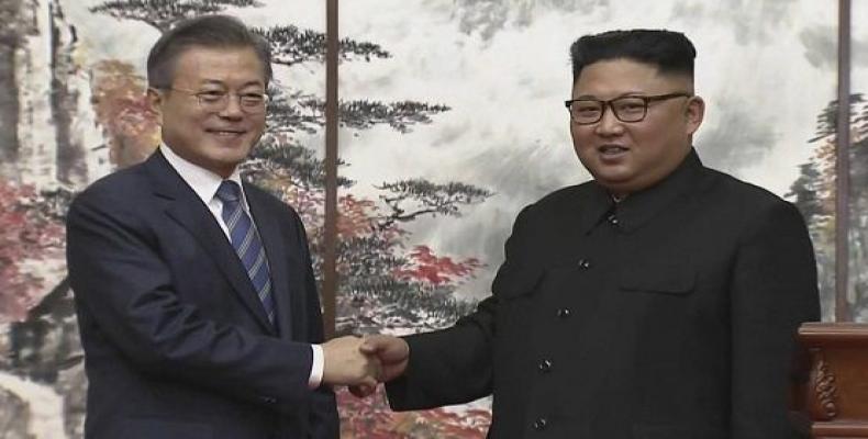 Moon y Kim en su tercera Cumbre
