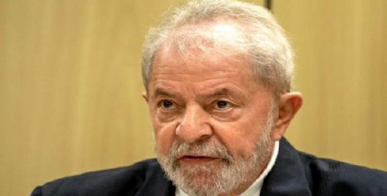 Lula contínúa como un preso político, condenado por actos oficiales indeterminados.Foto:Prensa Latina.
