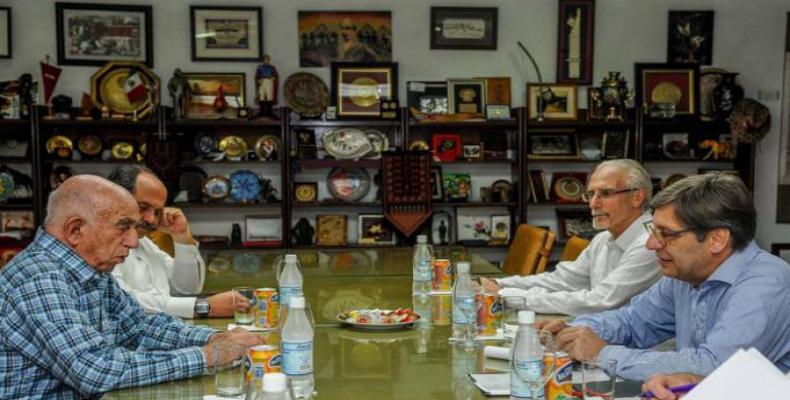 Machado Ventura meets with Javier Miranda, President of Uruguay's Broad Front (Frente Amplio).  Photo: Granma