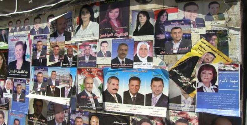 El Comité Nacional Electoral de Siria decidió prorrogar hasta la medianoche de este miércoles el horario establecido para la votación en los comicios parlamenta