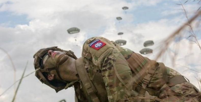 U.S. soldier at a ground tactical exercise simulating the securing of an airfield, Colombia.  (Photo: Twitter/ @Southcom)