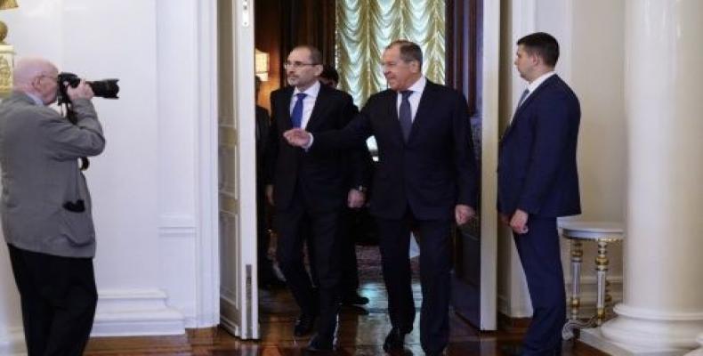 Lavrov da la bienvenida a canciller jordano