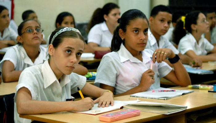 Diez MIL 698 serán los centros, en Cuba, responsabilizados con la formación de los educandos. Foto: Archivo