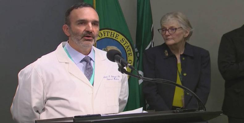 Doctors at news conference in Seattle,Washington.   (Photo: AFP)