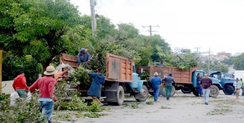 Construyen en Cuba viviendas para víctimas de tornado. Foto: Archivo.