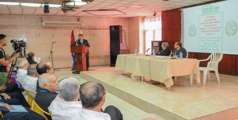 La cita sesiona con las máximas de Unidad, Identidad, Cultura y Paz para todos los árabes. Foto: José.M. Correa Armas