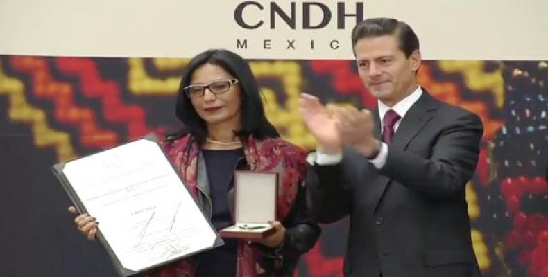 Imagen @EPN, tomada de aztecanoticias