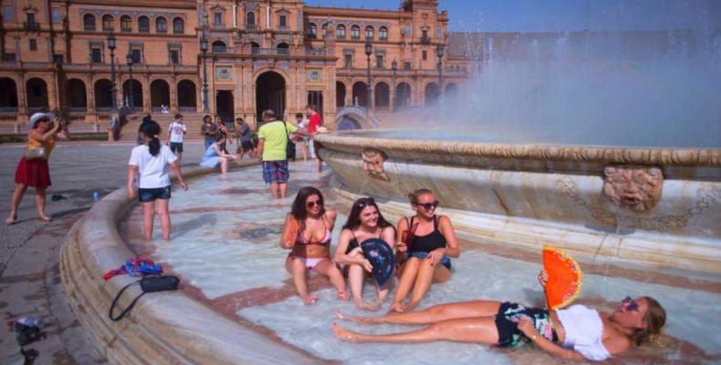 Limitan tráfico en ciudades de Francia por calor y contaminación. Foto: Buena Vibra.