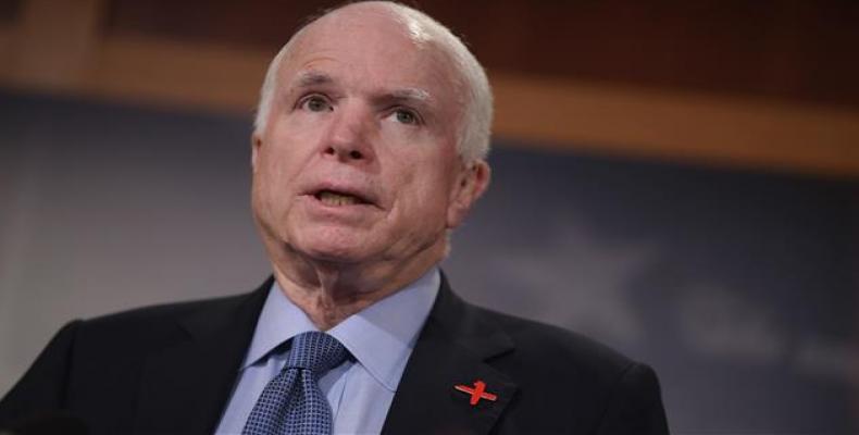 McCain mantenía una tensa relación con Donald Trump. Fotos: Archivo