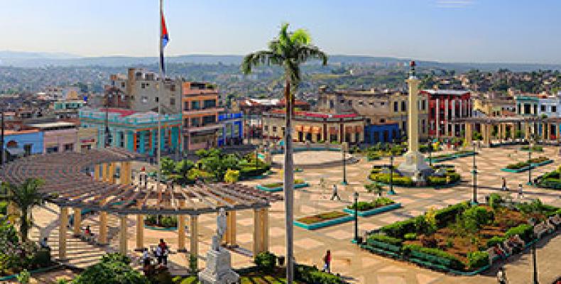 Santiago de Cuba como un museo a cielo abierto. Fotos: Conoce Cuba, TodoCuba, Cubahora, Archivo ACN