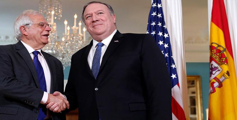 El secretario de Estado de EE.UU., Mike Pompeo, junto al canciller de España, Josep Borrell, en Washington, el 1 de abril de 2019. Jacquelyn Martin / AP