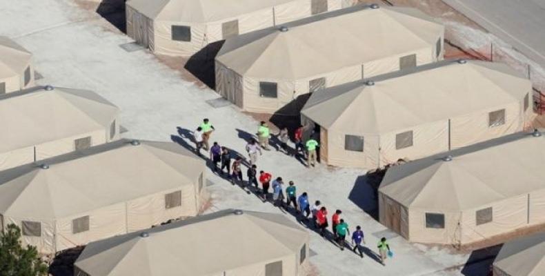 U.S. - Mexico border detention facility.   Photo: Reuters ARCHIVE