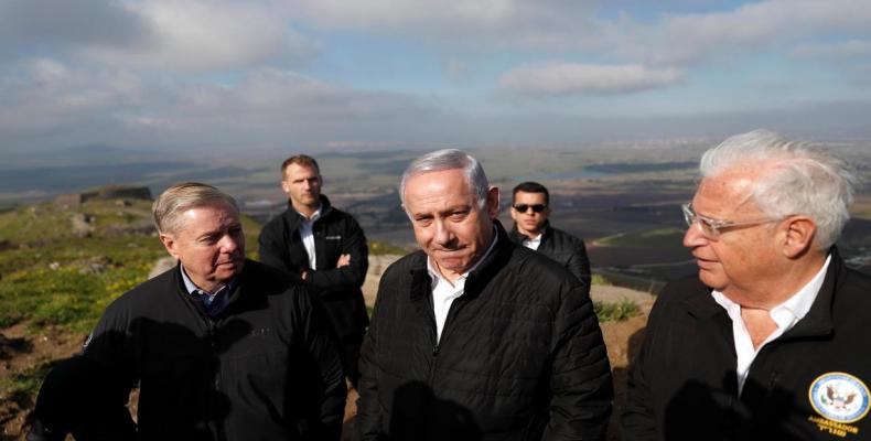 sraeli Prime Minister Benjamin Netanyahu, Republican US Senator Lindsey Graham and US ambassador to Israel David Friedman visit the border line between Israel a