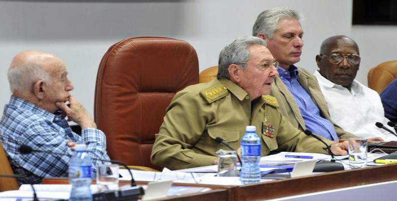 El V Pleno del Comité Central del PCC analizó la actualización del modelo económico y social cubano.Foto:Estudios Revolución.