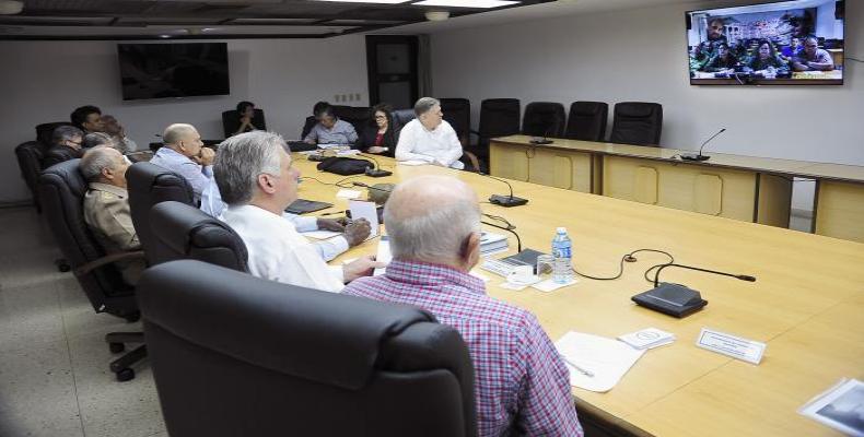President Miguel Diaz Canel heads meeting to assess damages caused by torrential rains.