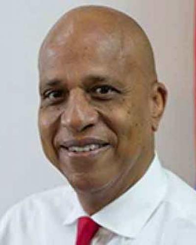 Barrow ganó las elecciones generales en su país y asumió el cargo de primer ministro el 8 de febrero de 2008. Foto: Portal de la Radio Cubana