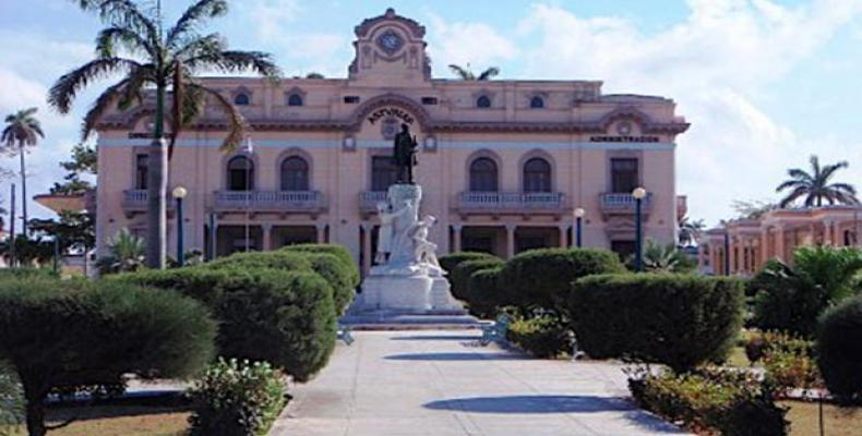  Hospital Clínico Quirúrgico Docente Dr. Salvador Allende, de La Habana. Imagen tomada de Internet