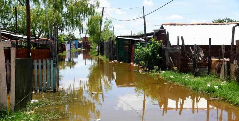 O governo da Bolívia declarou no país o estado de emergência para desastres naturais por causa das fortes chuvas dos últimos dias.