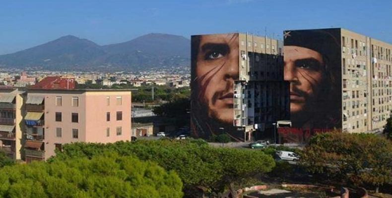 El rostro del Che en Nápoles, obra de Jorit Agoch.