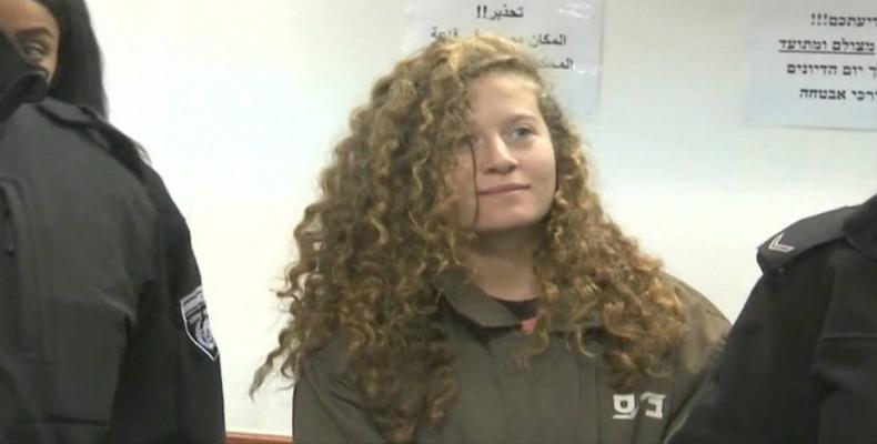 Palestinian girl indicted for slapping Israeli soldier (Photo: Democracy Now)