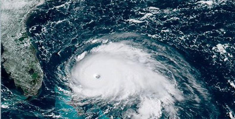 Bahamas se enfrenta a un huracán nunca visto en su historia. Foto: PL