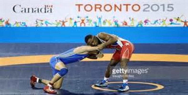 Sur la photo, Yowlis Bonne, médaille d'or à la dernière Coupe du monde de lutte libre par équipes