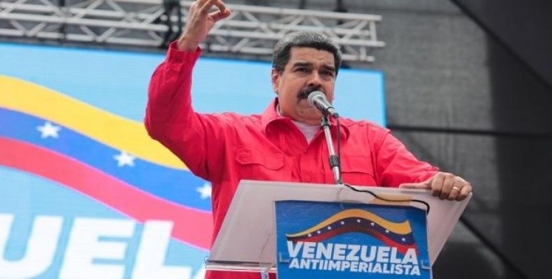 Venezuela's President Nicolas Maduro addresses citizens during a rally in Caracas.  Photo: Reuters