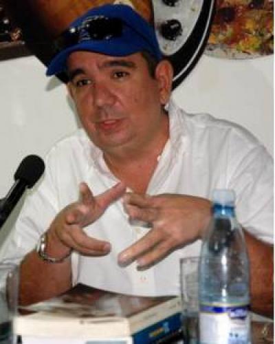 Destacado crítico y ensayista cubano Rufo Caballero.Foto:Internet.