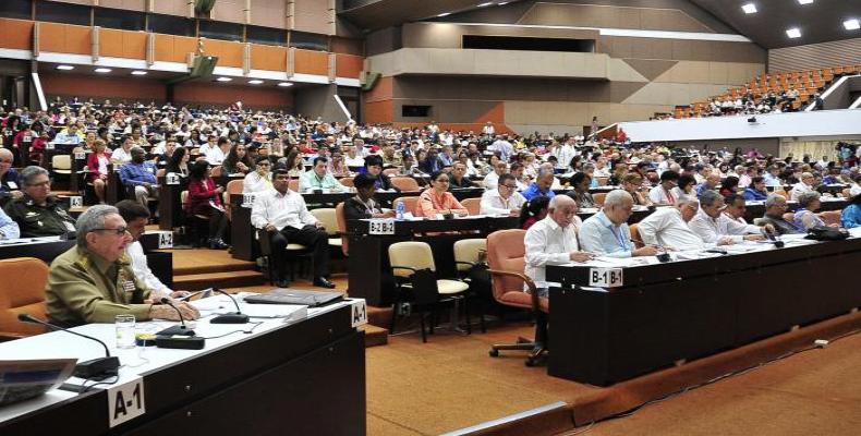 Laborsesio de la kuba parlamento