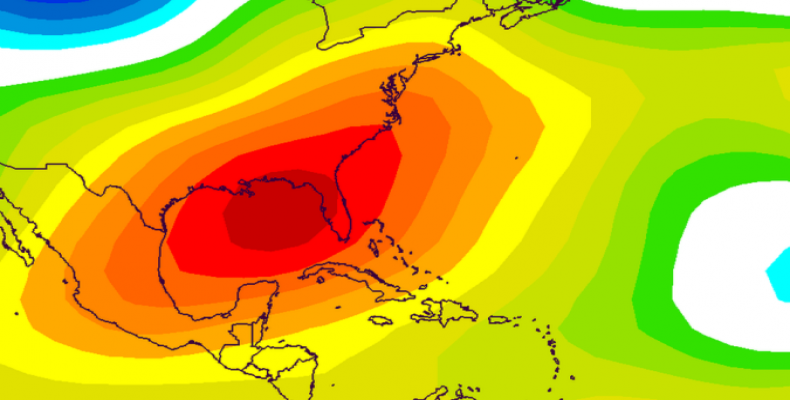 Las altas temperaturas se han concentrado entre el Golfo de México y los estrechos de Florida y Yucatán.