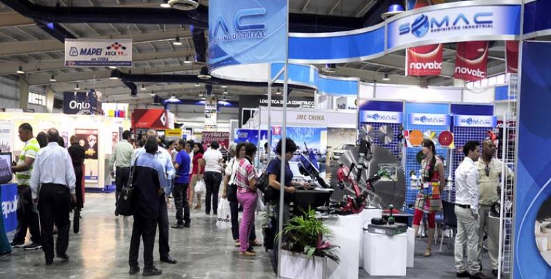 Fábrica rusa presenta en Fecons 2018 soluciones innovadoras para sustituir barras de acero en las construcciones.Foto:PL. Fábrica rusa presenta en Fecons 2018 soluciones innovadoras para sustituir barras de acero en las construcciones.Foto:PL.