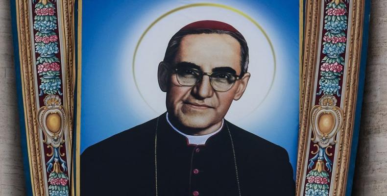 Romero representa ya los más puros valores de la solidaridad, el amor a los semejantes y el repudio a la explotación. Foto/ Aciprensa