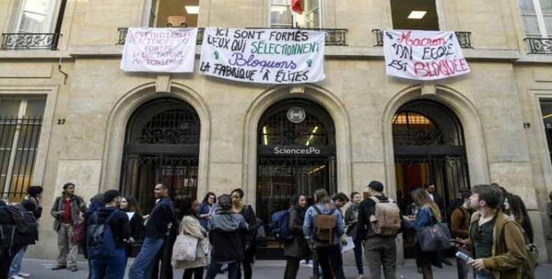 Las tensiones aumentan este jueves en diversas universidades de Francia en medio de las protestas de estudiantes.Foto:PL.
