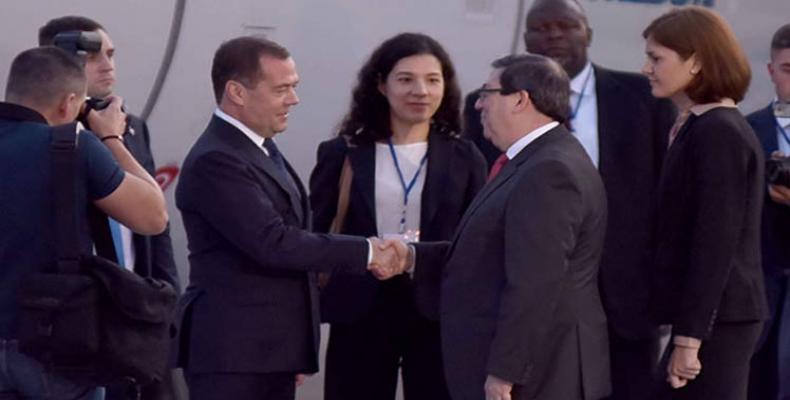 Llegó a Cuba primer ministro de Rusia en visita oficial. Foto: PL.