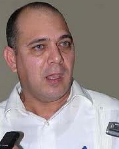 Cuban Health Minister Roberto Morales 