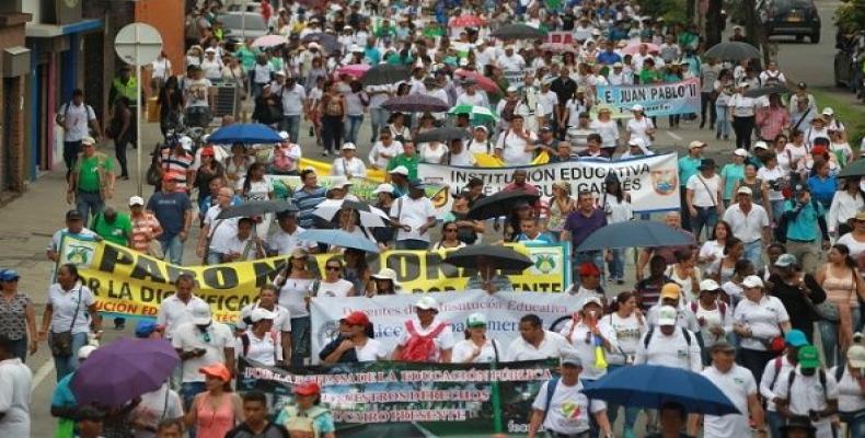  Protesters in the streets of Cali, Colombia, May 10 2018.   Photo: EFE