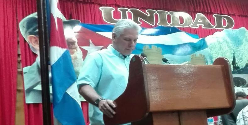 Miguel Díaz-Canel, kuba prezidanto  foto/Twitter: Leticia Martínez