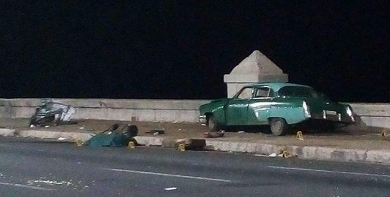 La Comisión Provincial de Seguridad Vial informó que por desperfectos técnicos, al parecer, el conductor del vehículo perdió el control.  Foto: Cubadebate