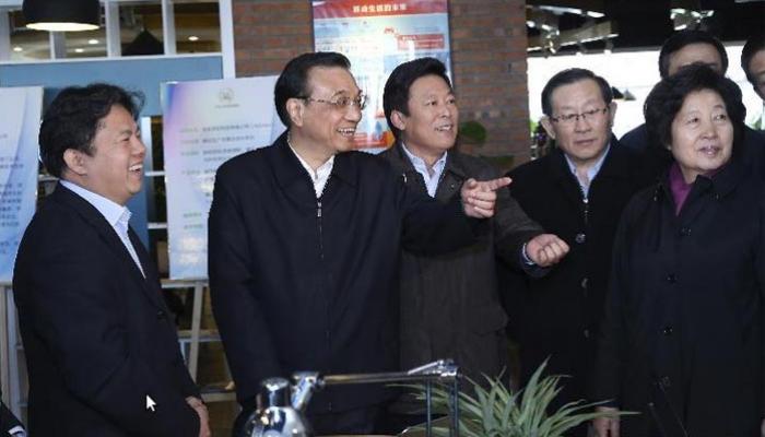 Primer ministro chino, Li Keqiang (al centro). Foto de Archivo