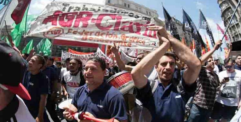 Protesta de trabajadores despedidos por Grupo Clarín